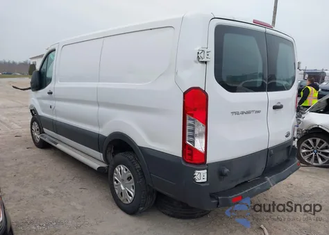 2016 Ford Transit-250 z USA, uszkodzony, nr VIN 1FTYR1ZM3GKB37369